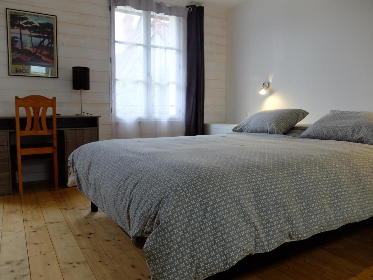Bed and Breakfast De l'Autre Côté Garlin Esterno foto